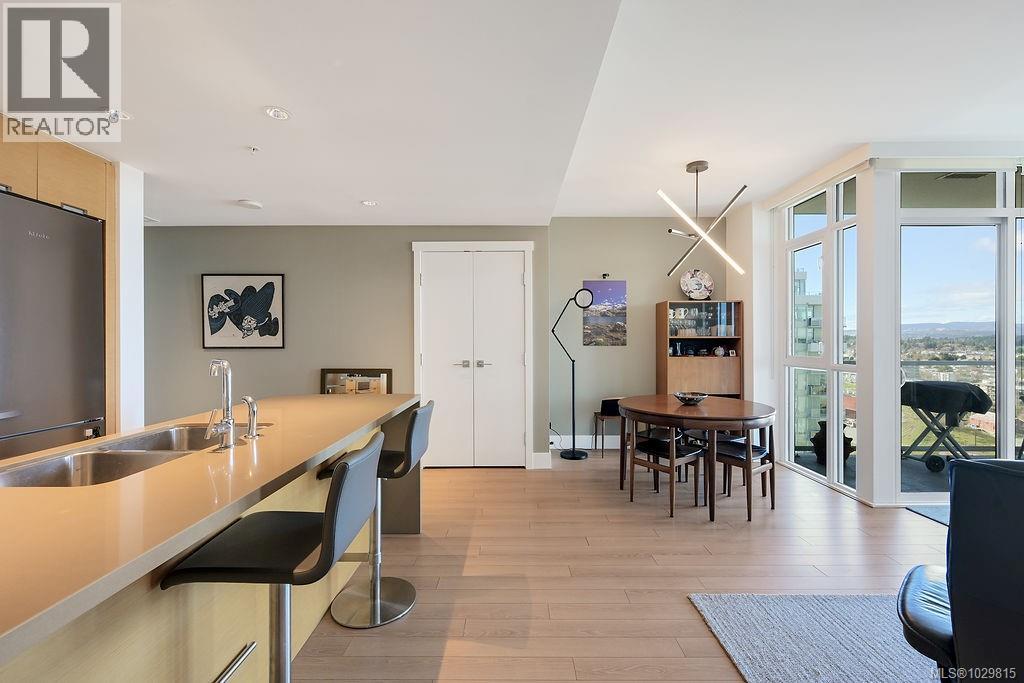 1404 83 Saghalie Road, Victoria