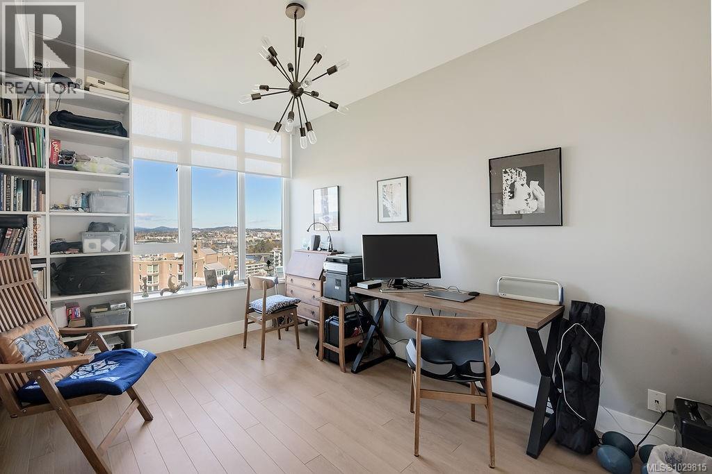 1404 83 Saghalie Road, Victoria