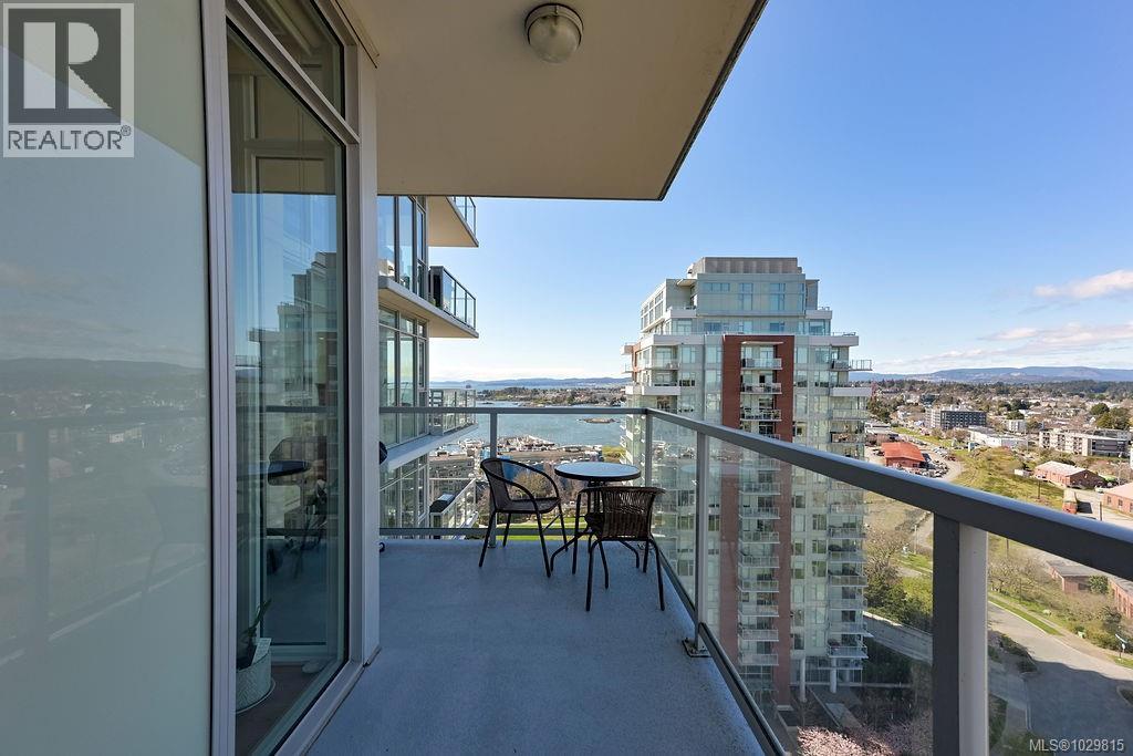 1404 83 Saghalie Road, Victoria