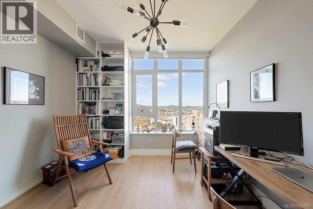 1404 83 Saghalie Road, Victoria