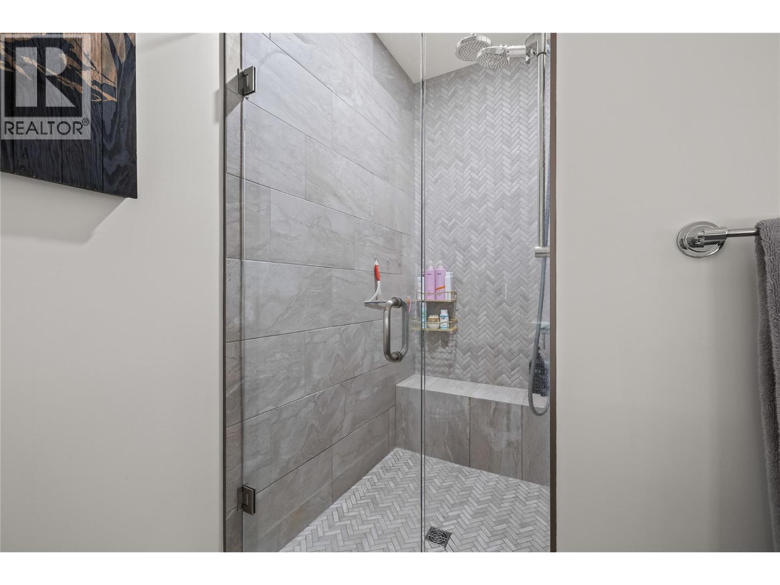 2 887 Morrison Avenue, Kelowna