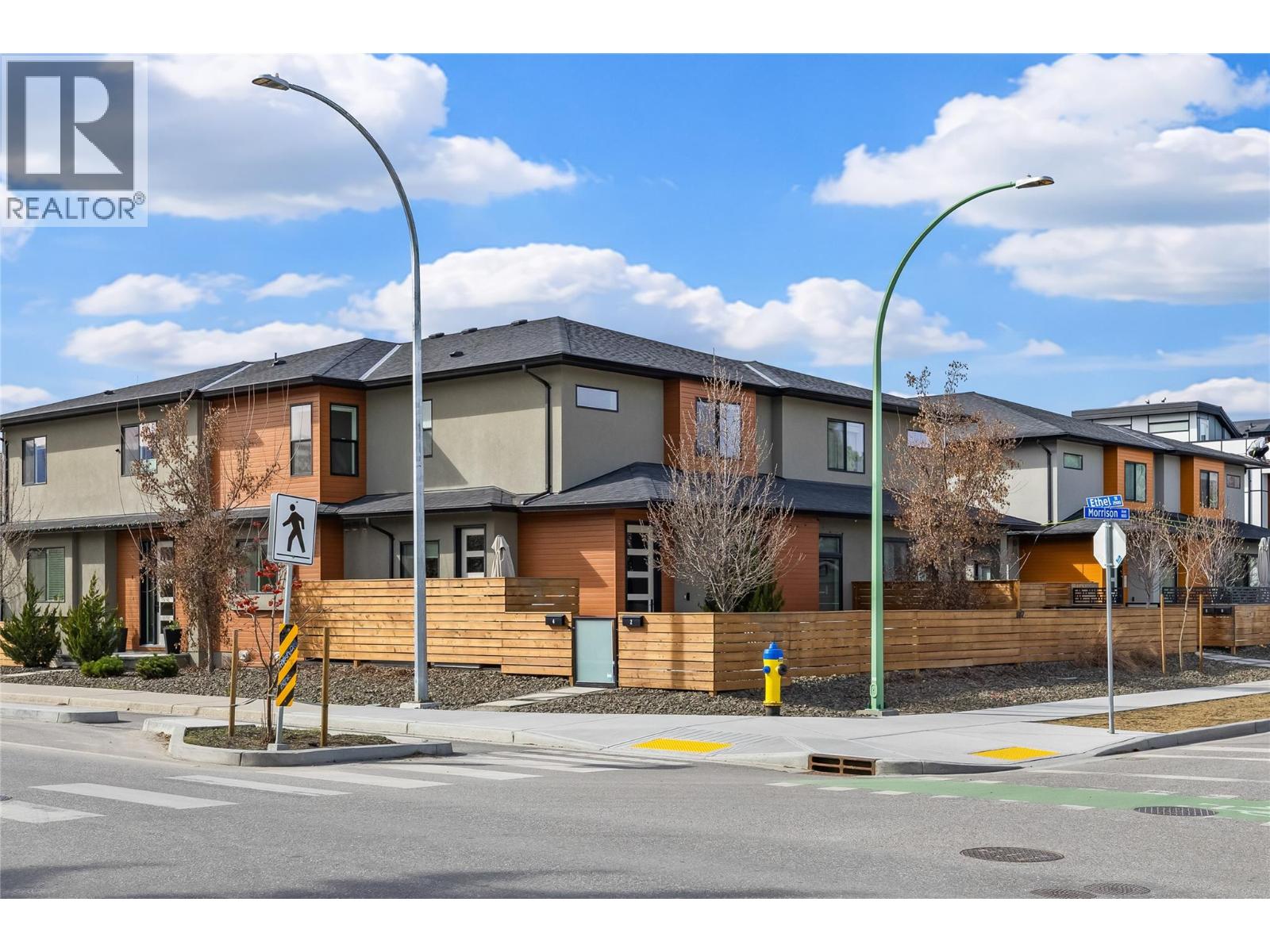 2 887 Morrison Avenue, Kelowna