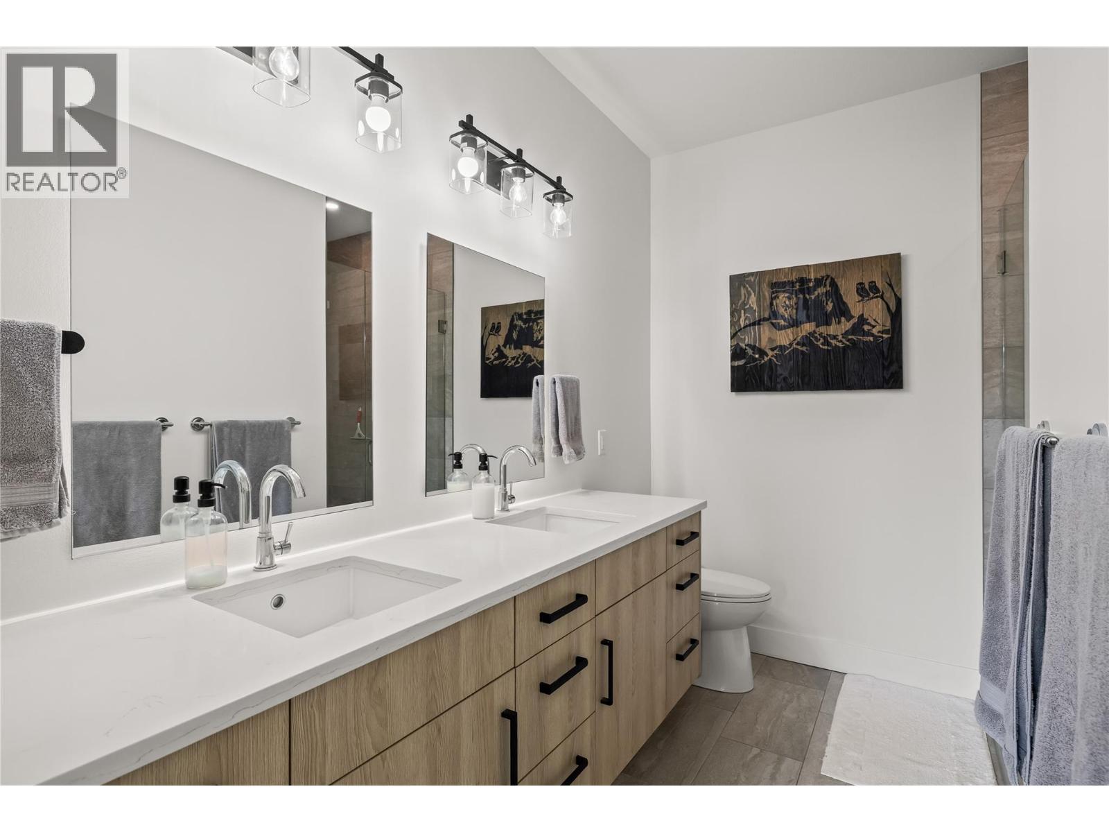 2 887 Morrison Avenue, Kelowna