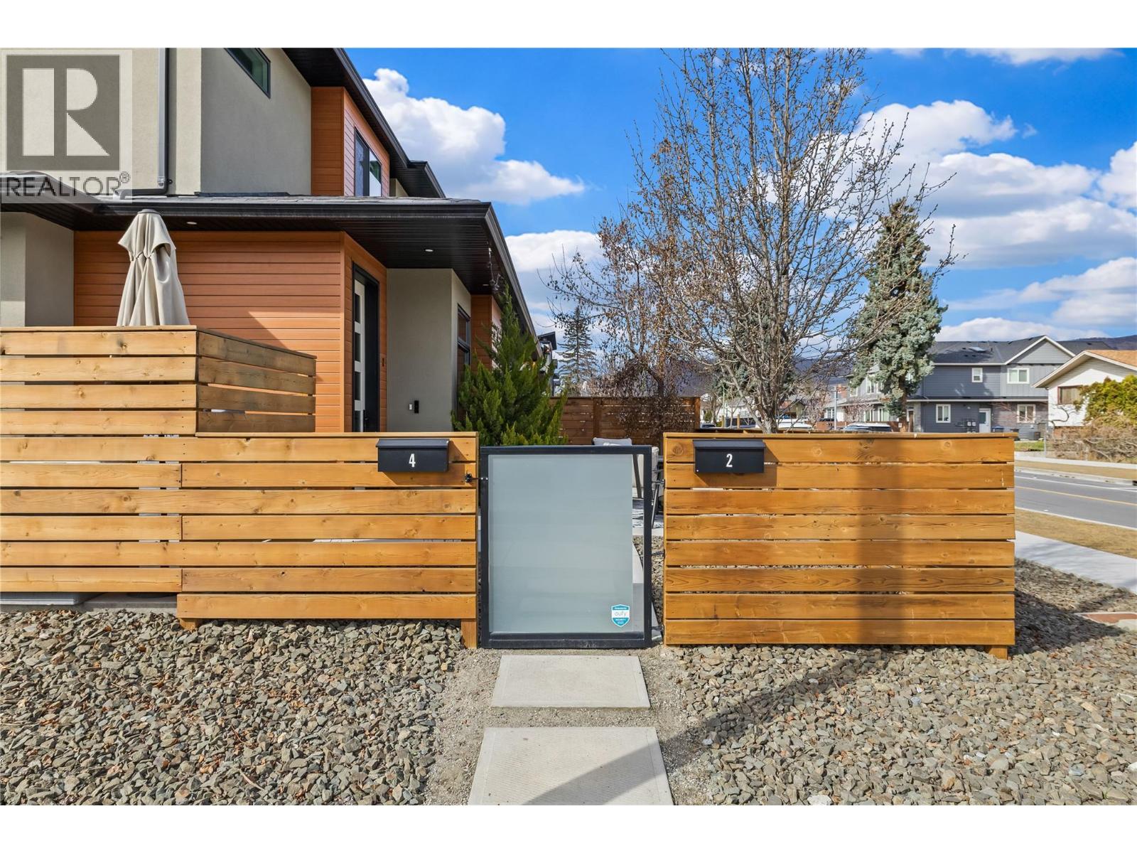 2 887 Morrison Avenue, Kelowna
