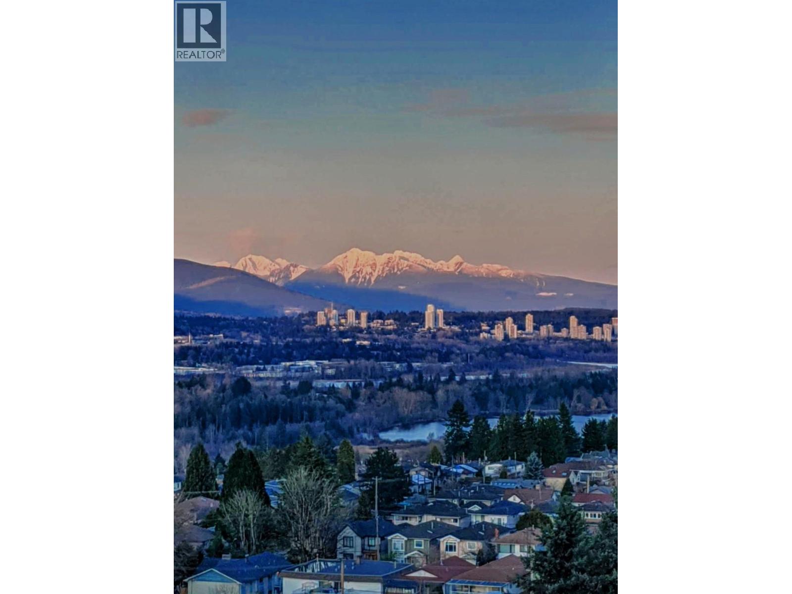 1703 4505 HAZEL Street - main photo