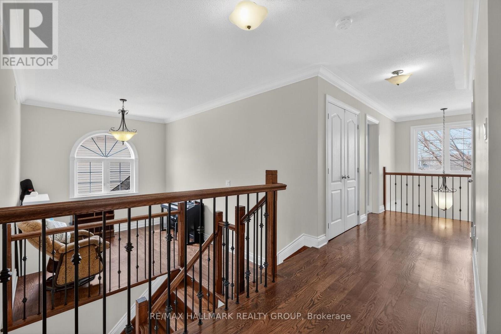 453 KEITH CRESCENT - 17
