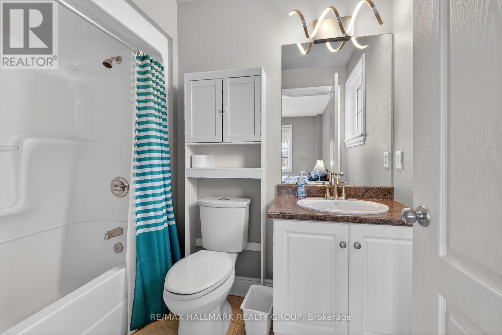 453 KEITH CRESCENT - 31