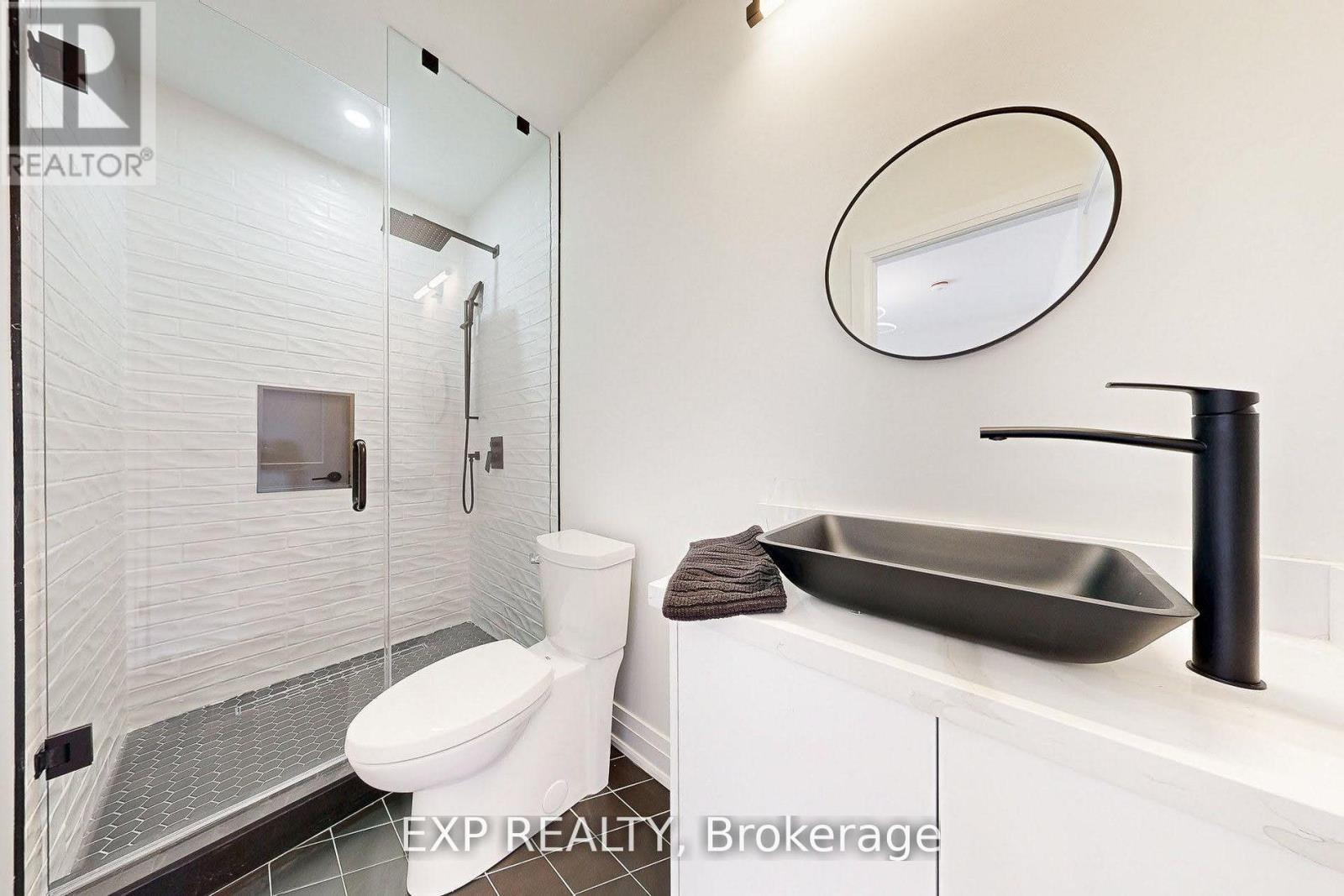 768 MONTBECK CRESCENT - 29