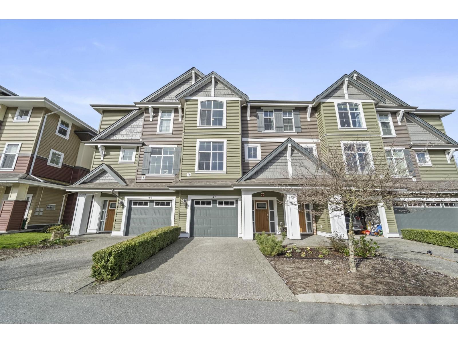 47 5469 CHINOOK Street - main photo