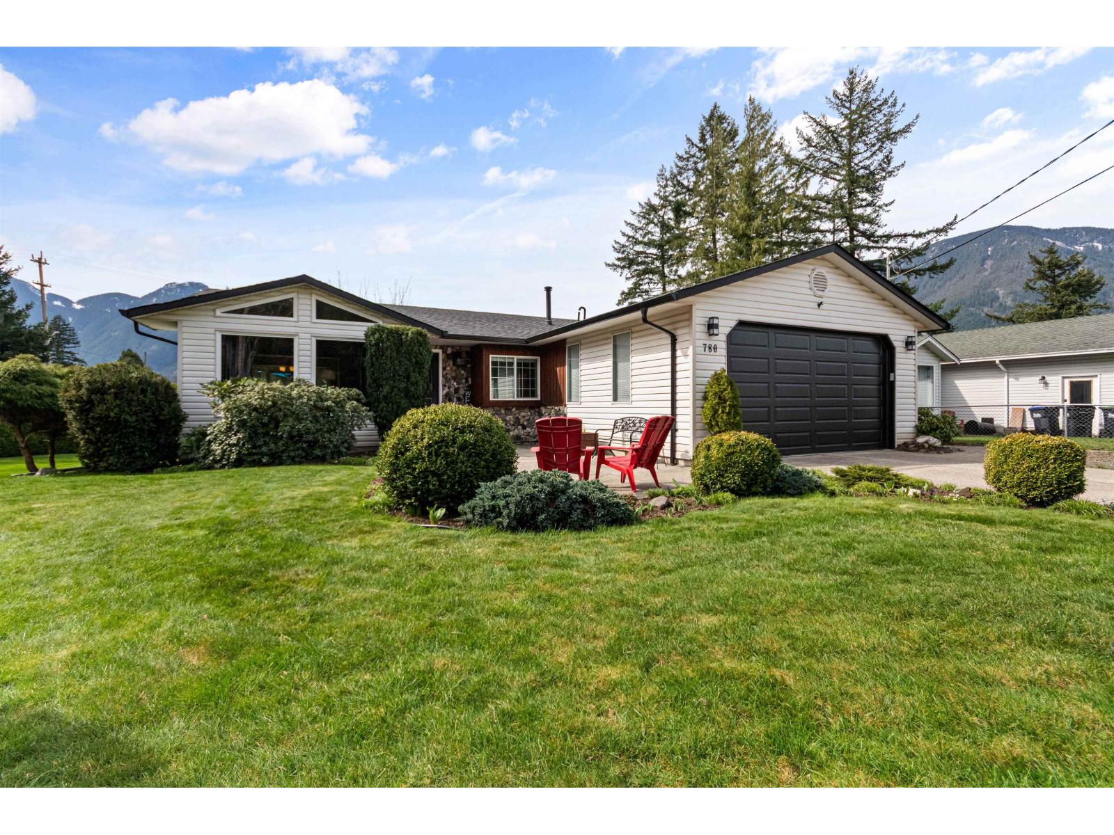 780 OLSON AVENUE, Hope