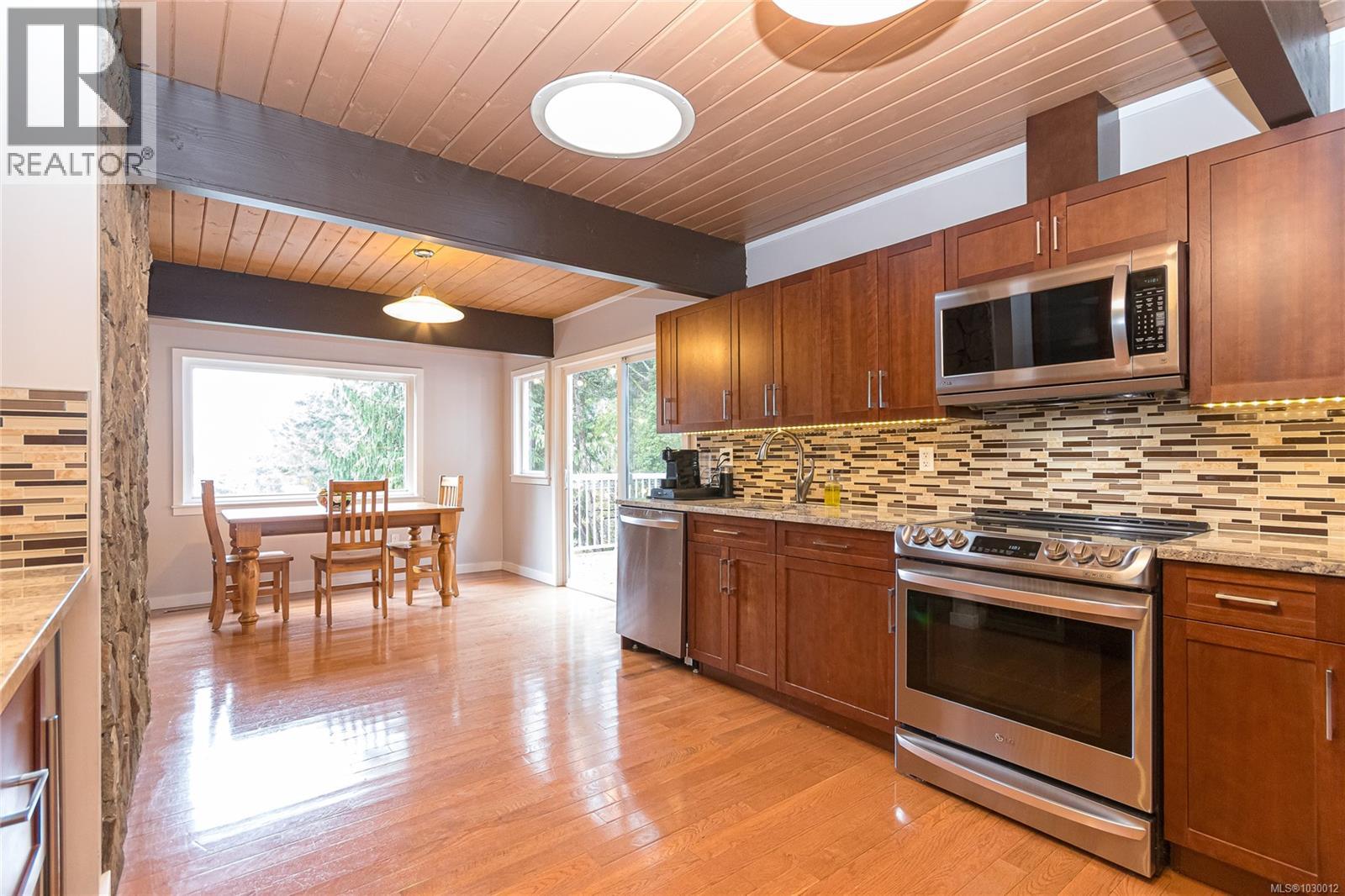 10930 Fernie Wynd Rd - 11