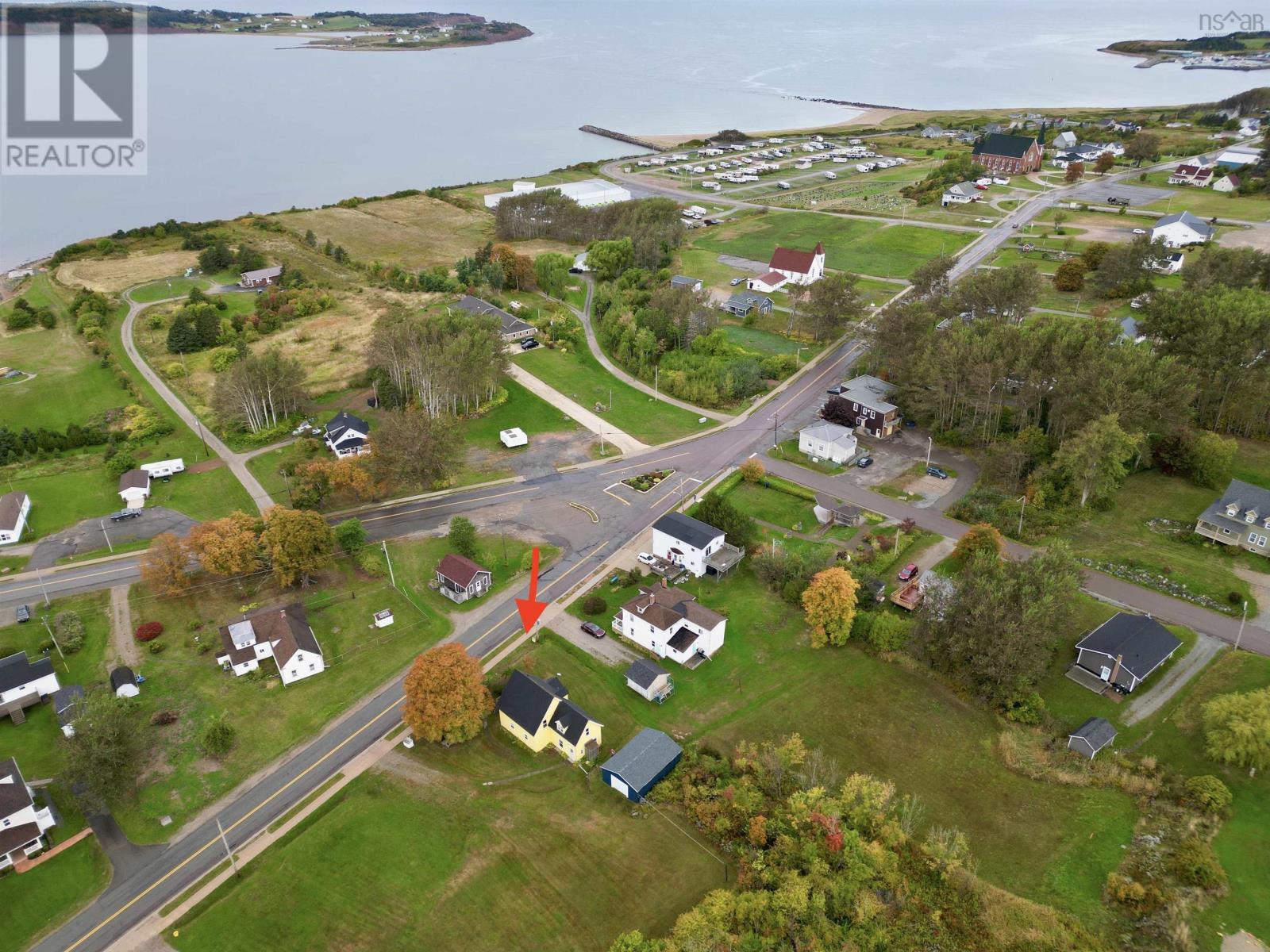 Property 12 of 32 of 31 High Road