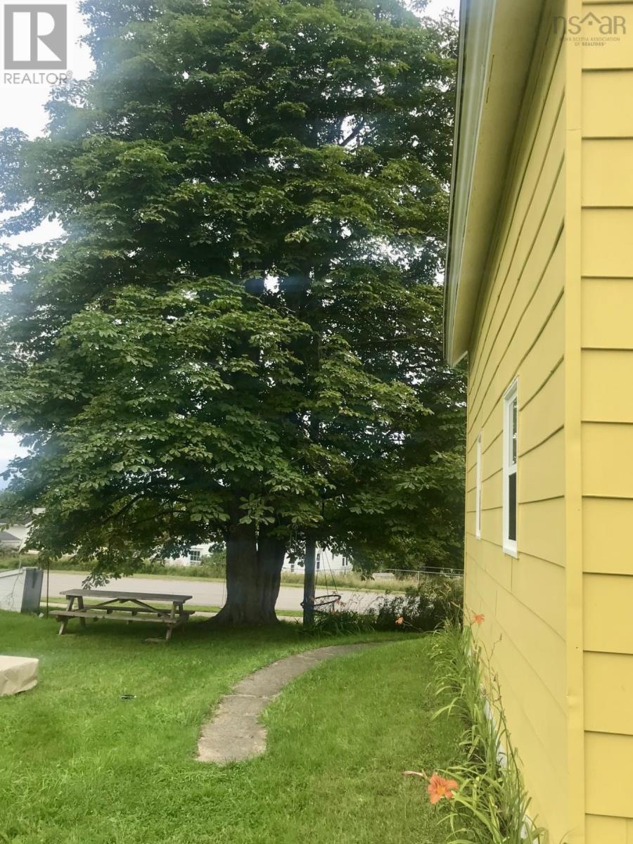 Property 30 of 32 of 31 High Road