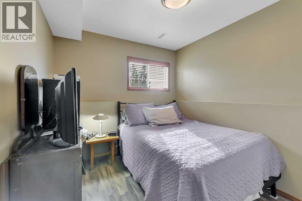 
          191 Inglewood Drive
            <br/>
            <span>Red Deer</span>
            , 
            <span>AB</span>
             <span>T4R3S3</span>
         - Photo 27