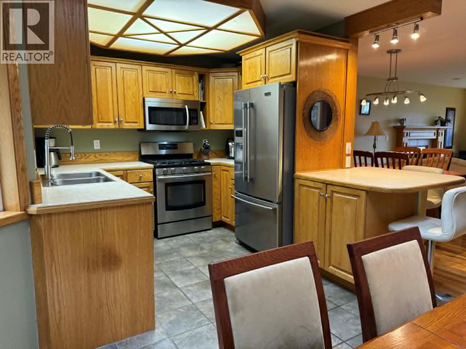  3320 14th Avenue, Castlegar