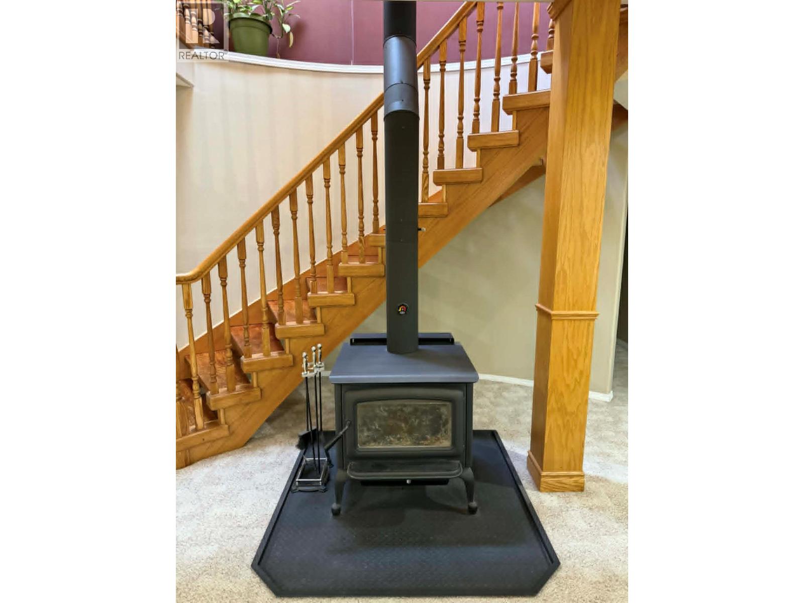  3320 14th Avenue, Castlegar