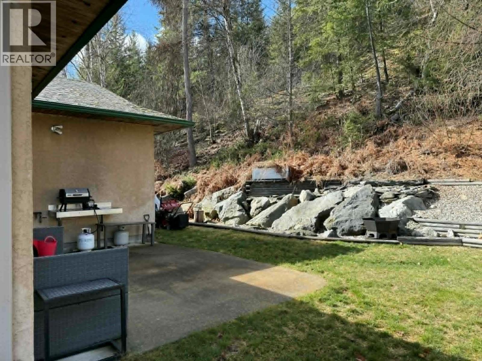  3320 14th Avenue, Castlegar