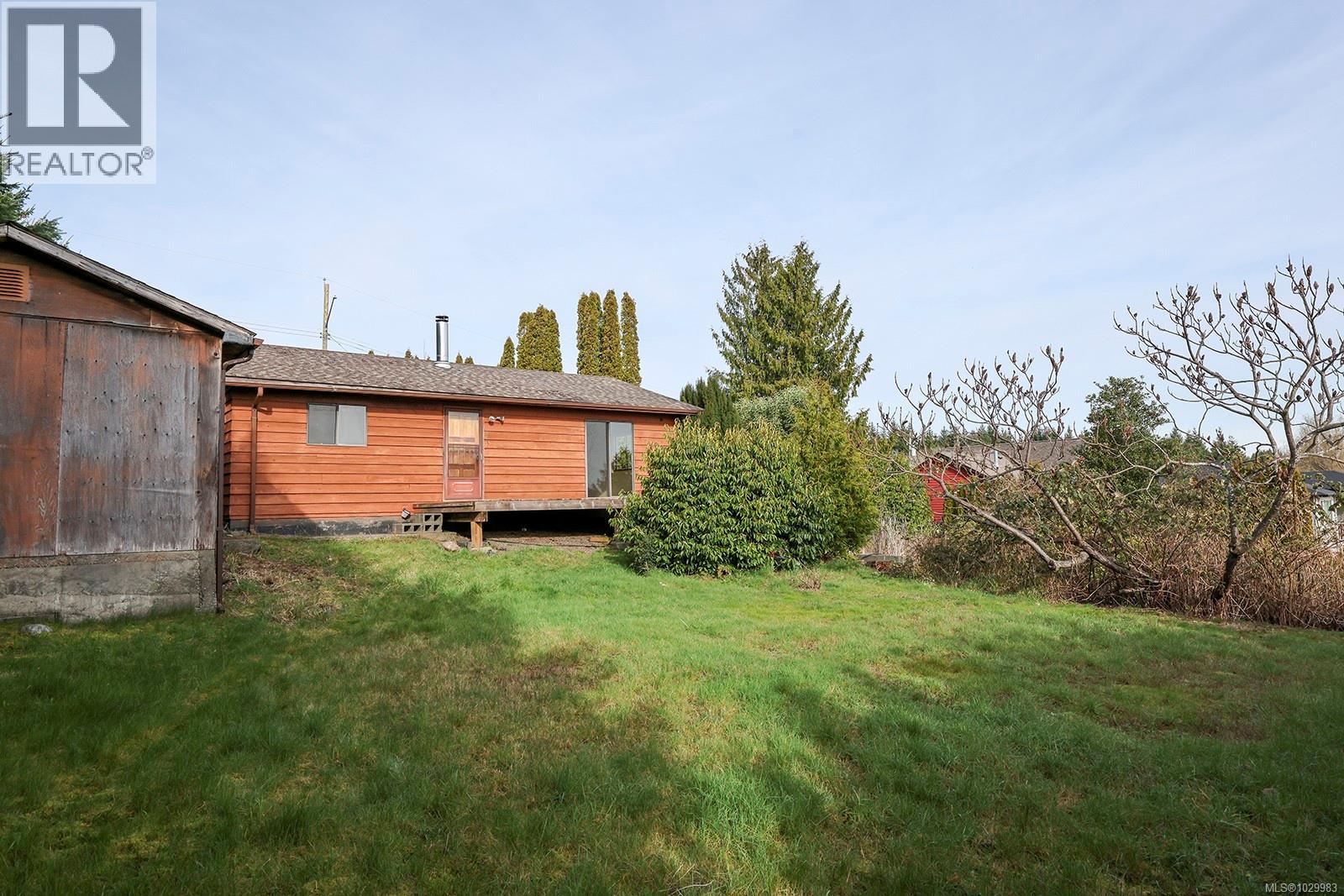 5608 4th St - 27