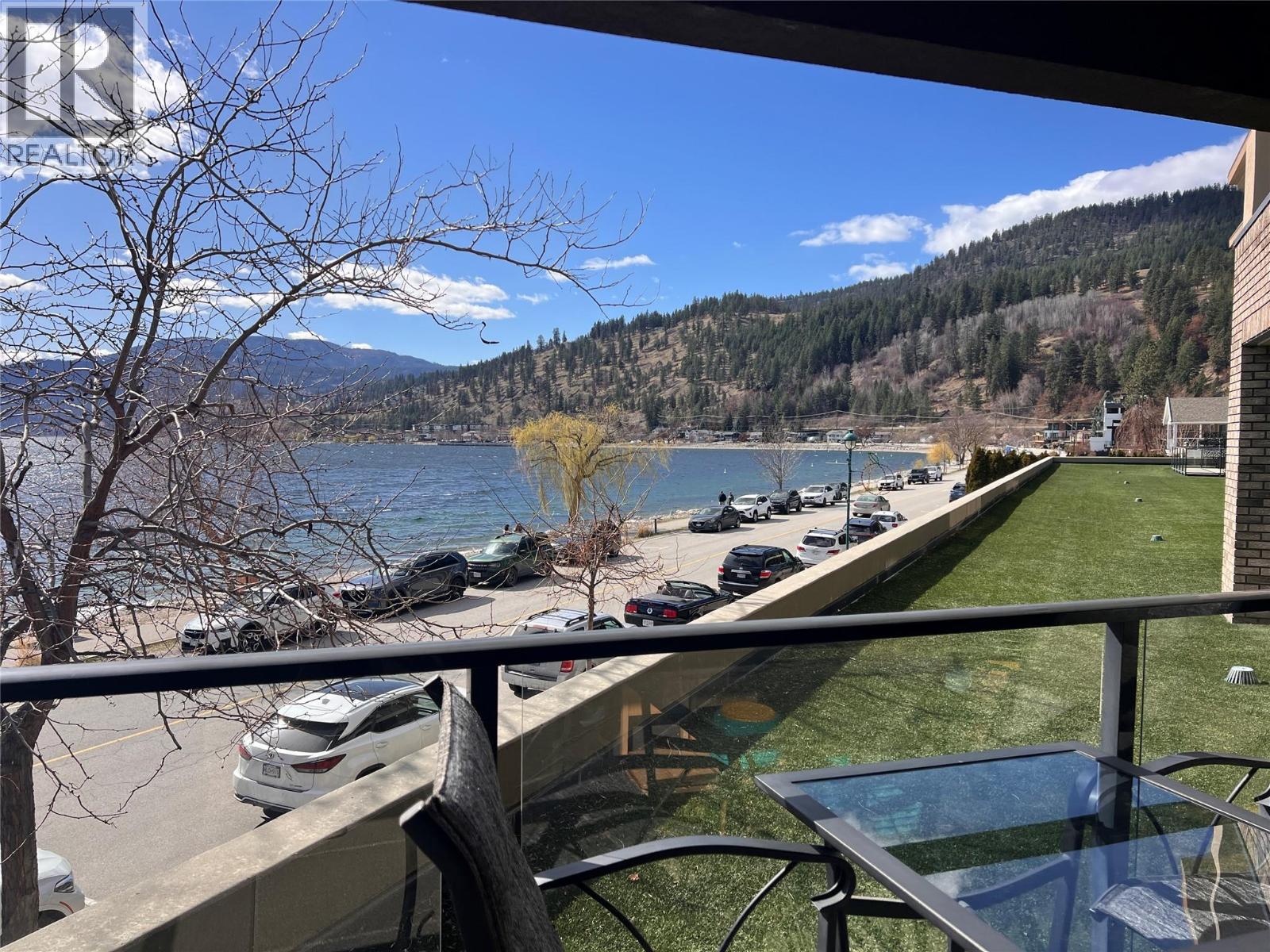 201 4200 Beach Avenue, Peachland