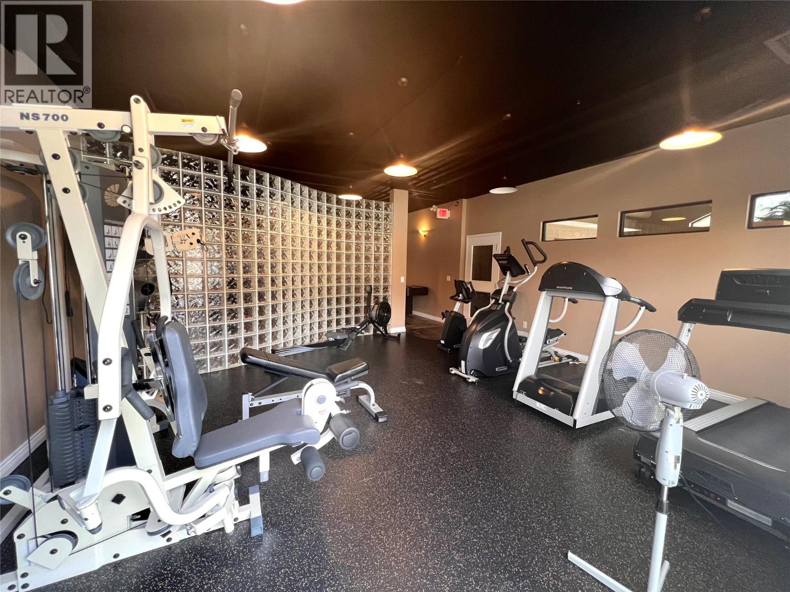 201 4200 Beach Avenue, Peachland