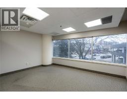 160 George Street, Sarnia, ON N7T7V3 Photo 26