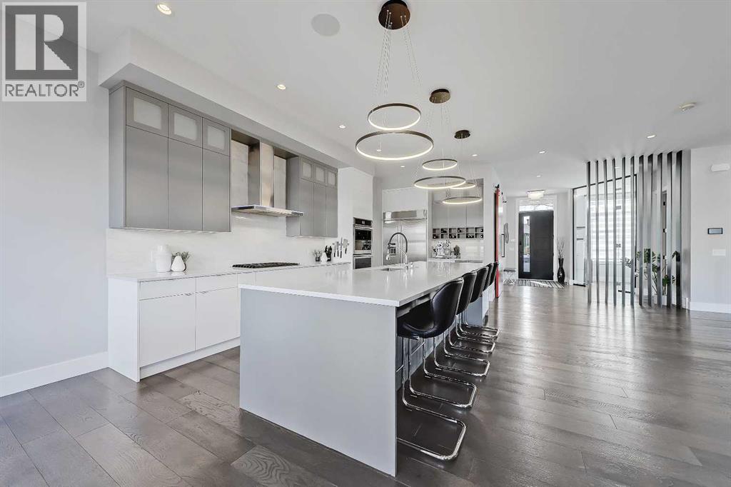 Single Family House for Sale in  Lissington Drive SW North Glenmore Park Calgary 