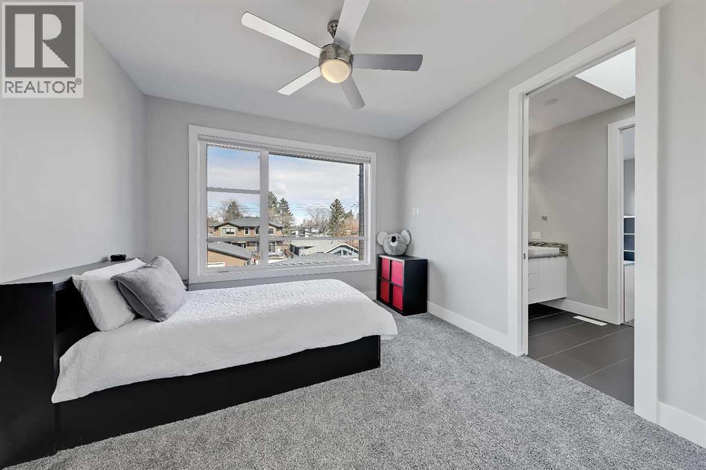 Single Family House for Sale in  Lissington Drive SW North Glenmore Park Calgary 