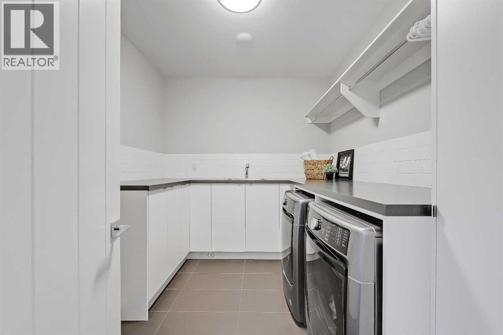 Single Family House for Sale in  Lissington Drive SW North Glenmore Park Calgary 