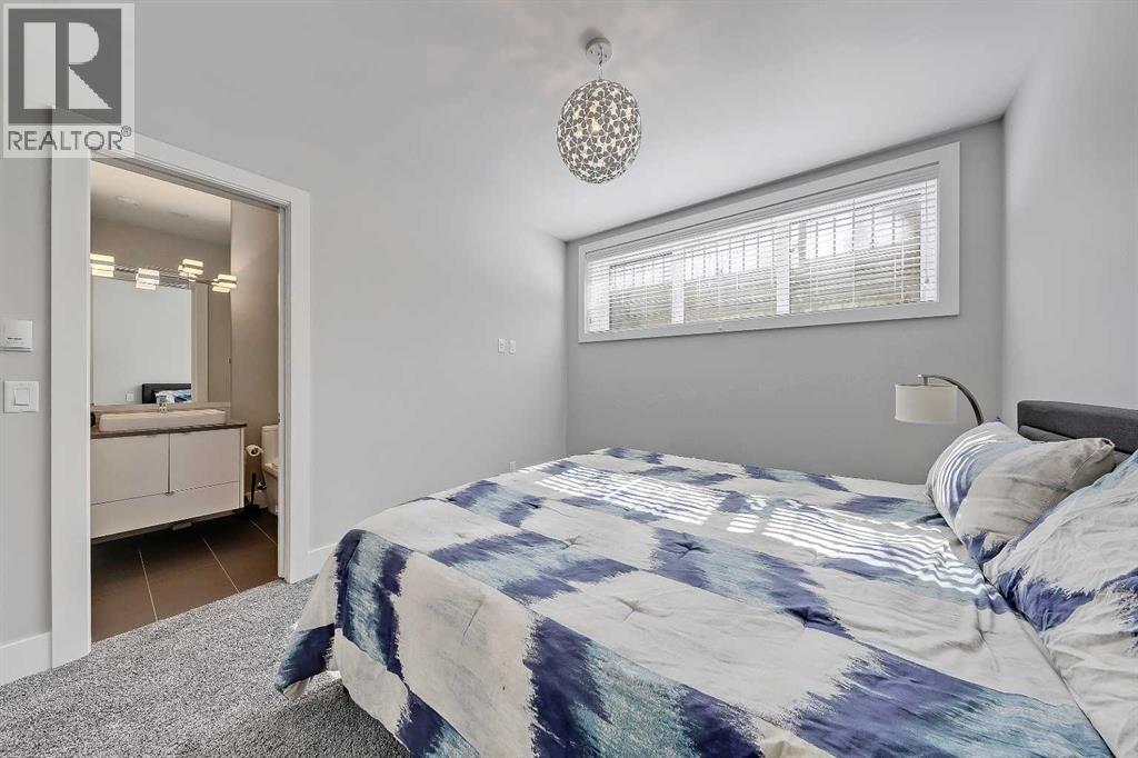 Single Family House for Sale in  Lissington Drive SW North Glenmore Park Calgary 