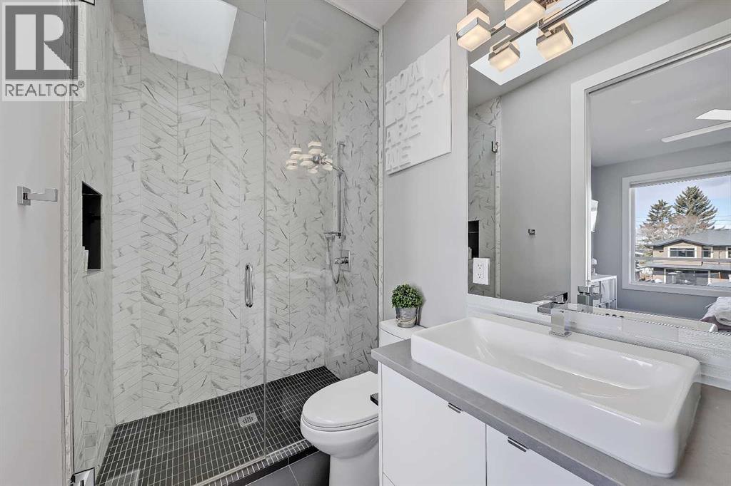 Single Family House for Sale in  Lissington Drive SW North Glenmore Park Calgary 