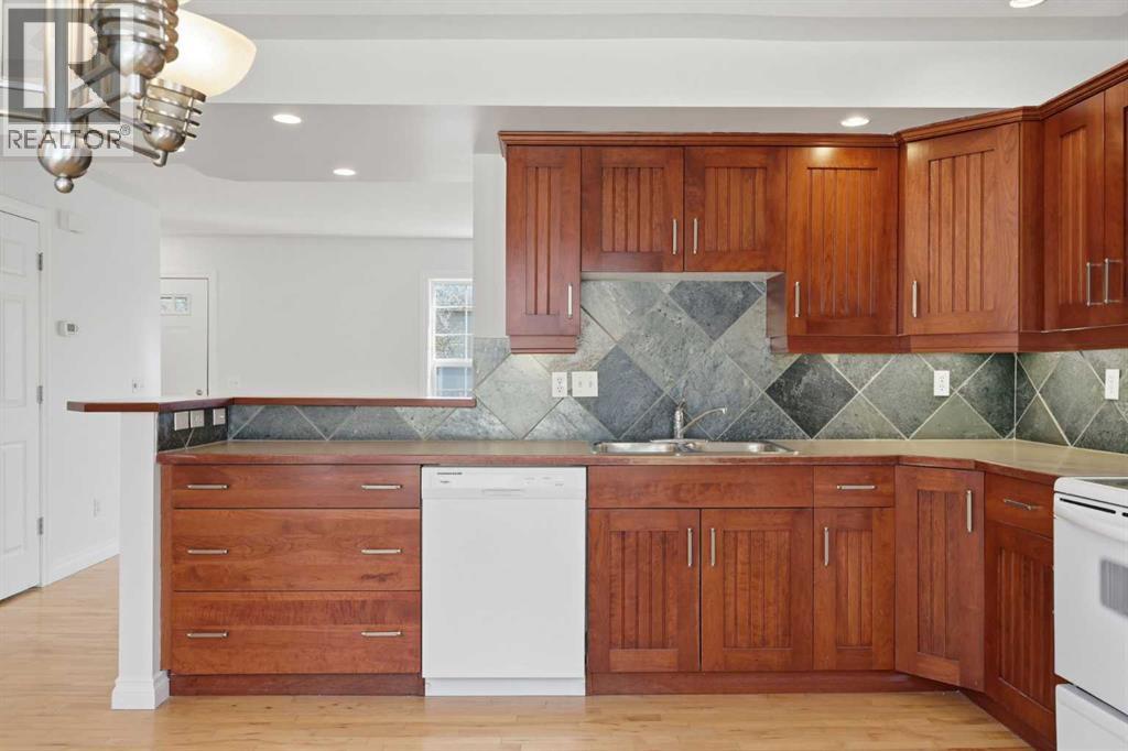 Single Family House for Sale in  Somme Manor SW Garrison Woods Calgary 