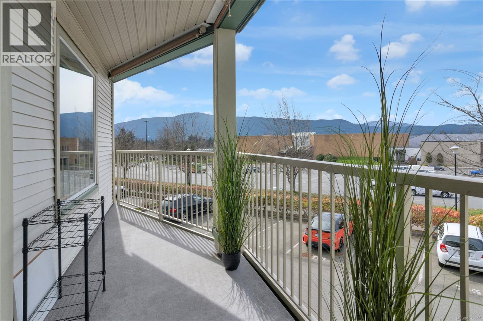 #201 4971 SONGBIRD PL - 25