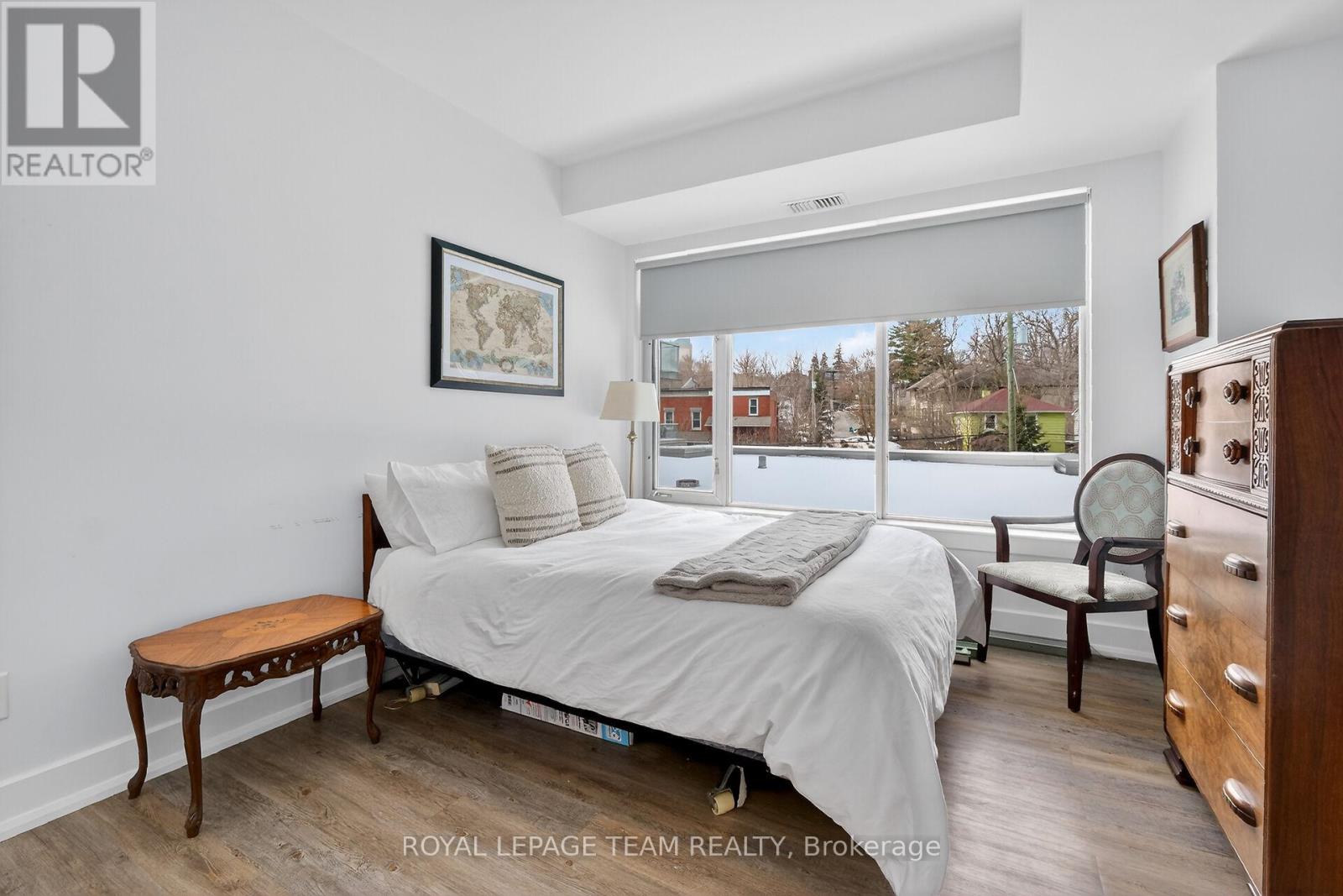 220 - 7 MARQUETTE AVENUE — photo 32