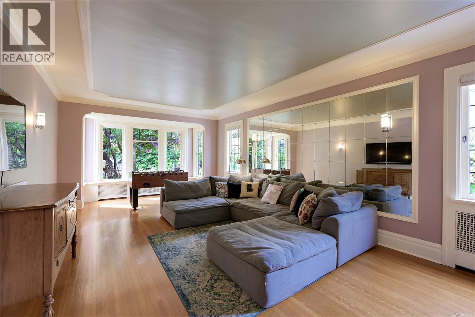  1630 York Place, Oak Bay