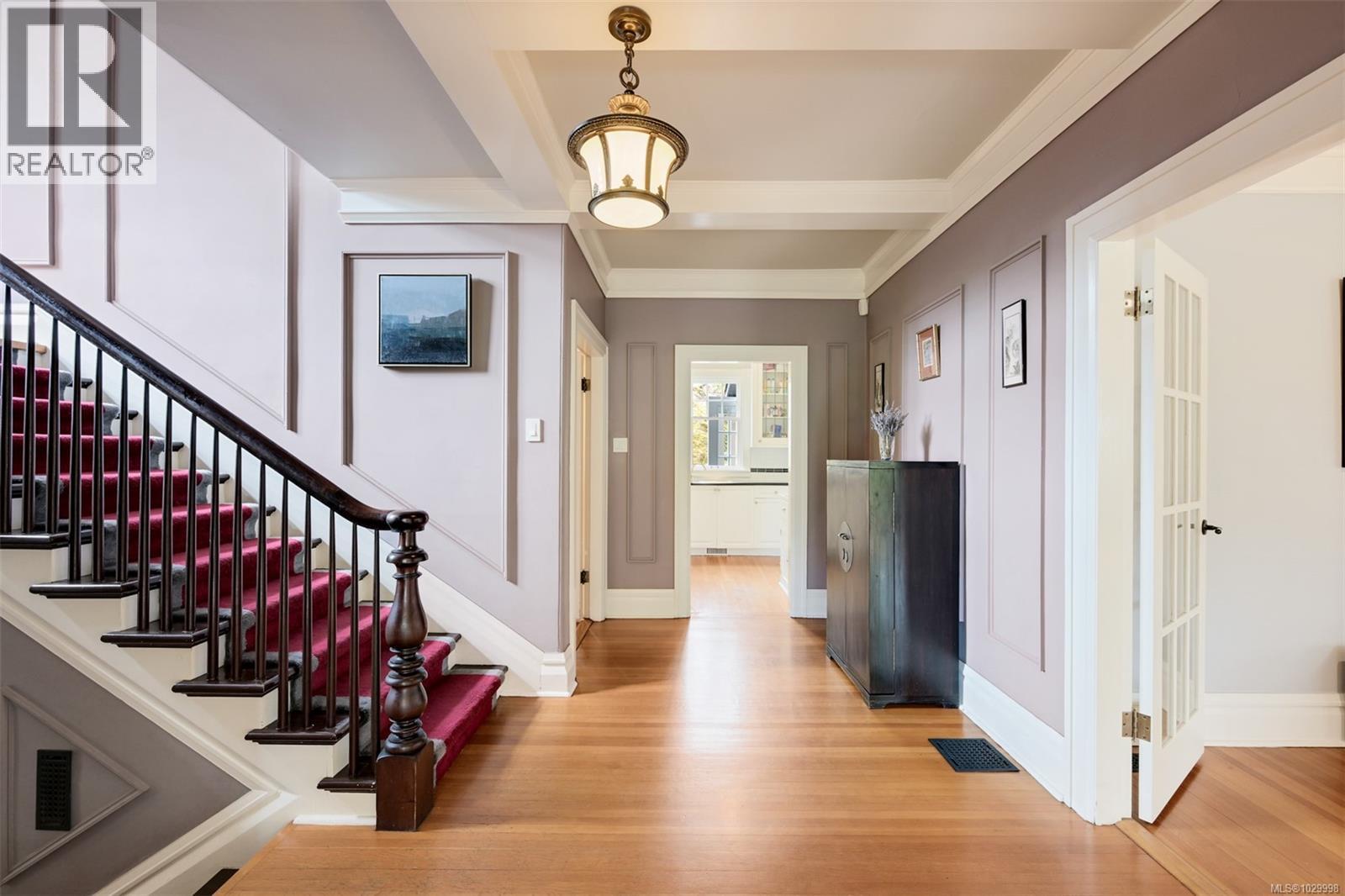  1630 York Place, Oak Bay