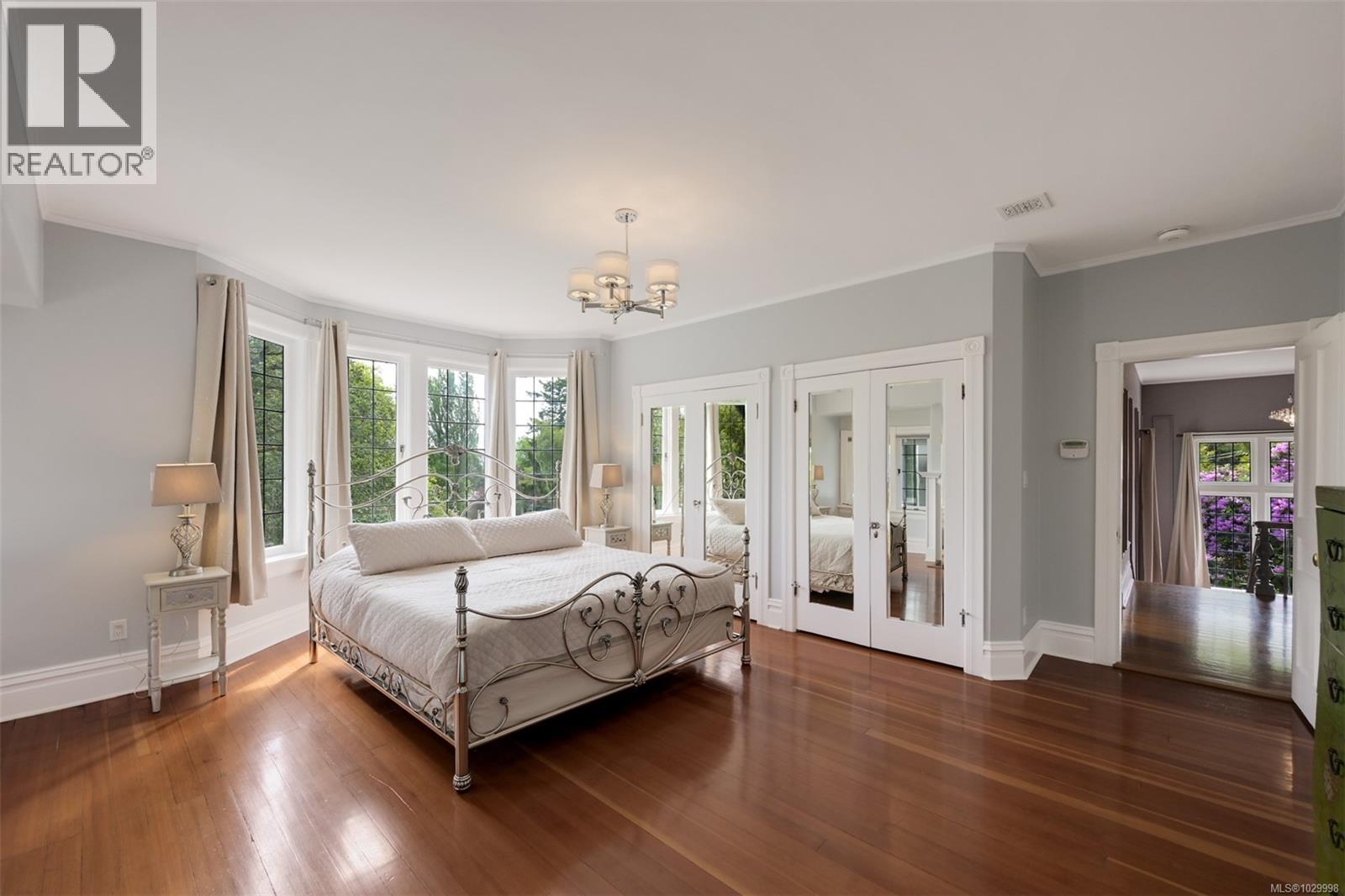  1630 York Place, Oak Bay