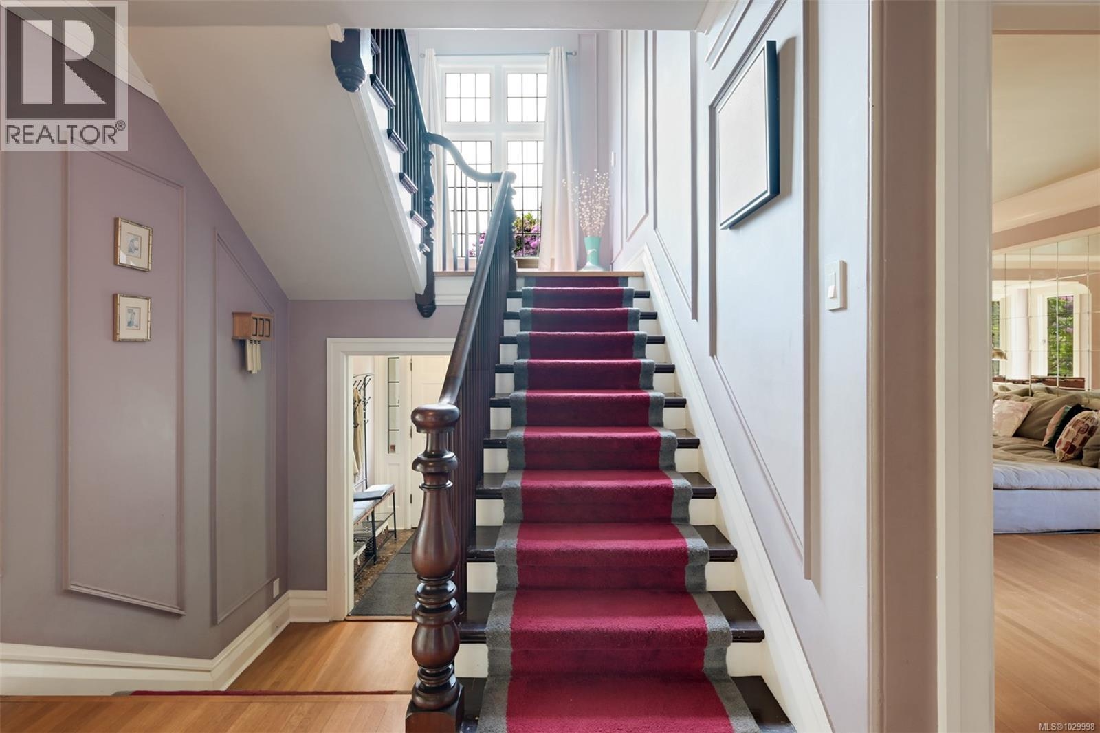 1630 York Pl - 61