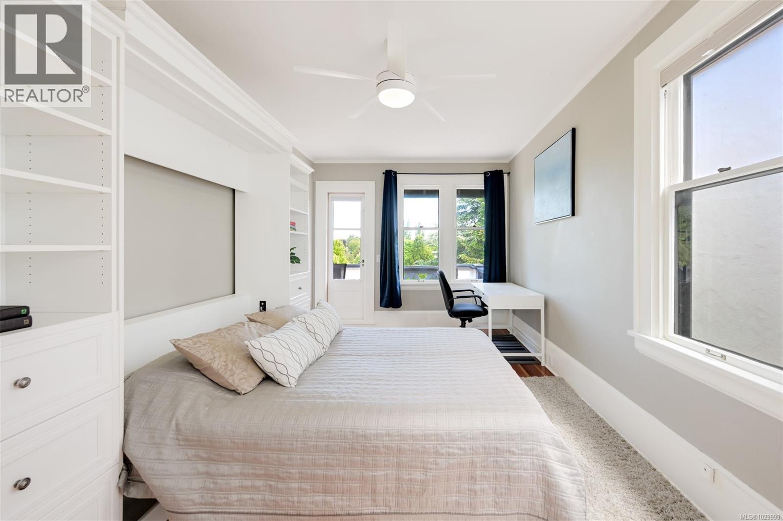  1630 York Place, Oak Bay