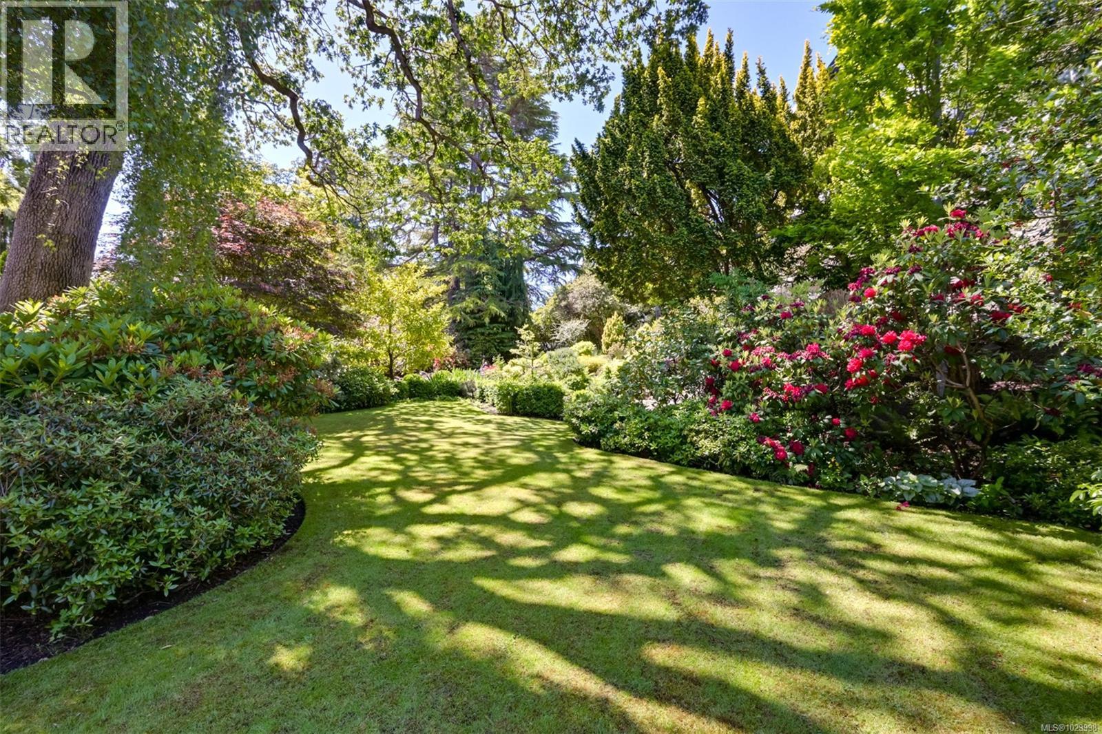  1630 York Place, Oak Bay