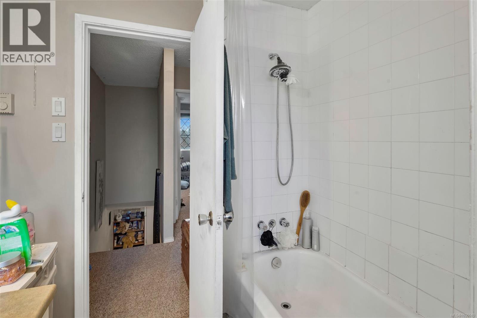 #9 6089 TRUESDALE ST - 13