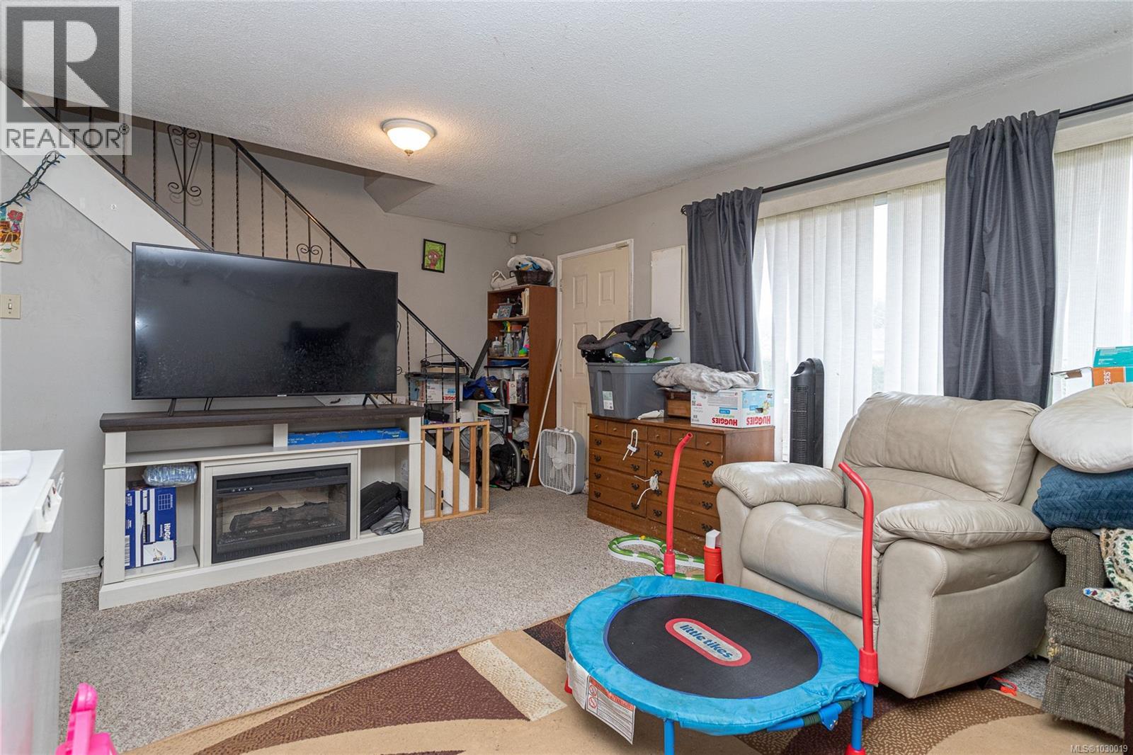 #9 6089 TRUESDALE ST - 11