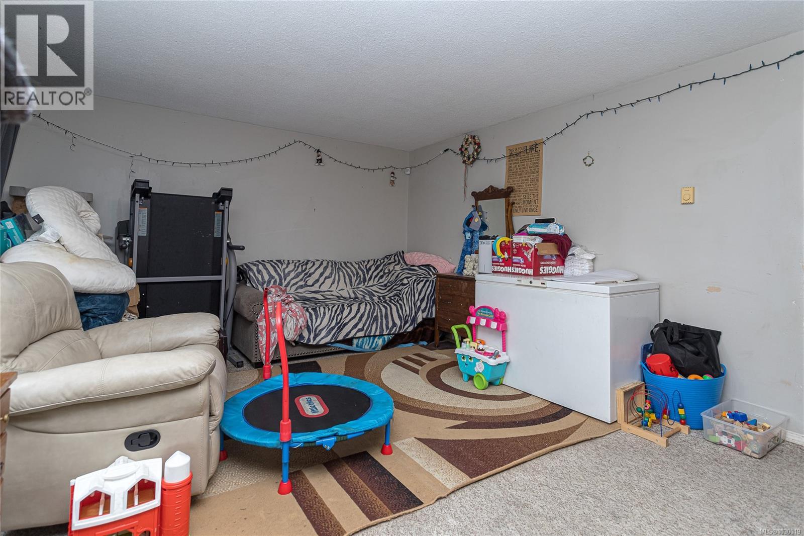#9 6089 Truesdale St - 10