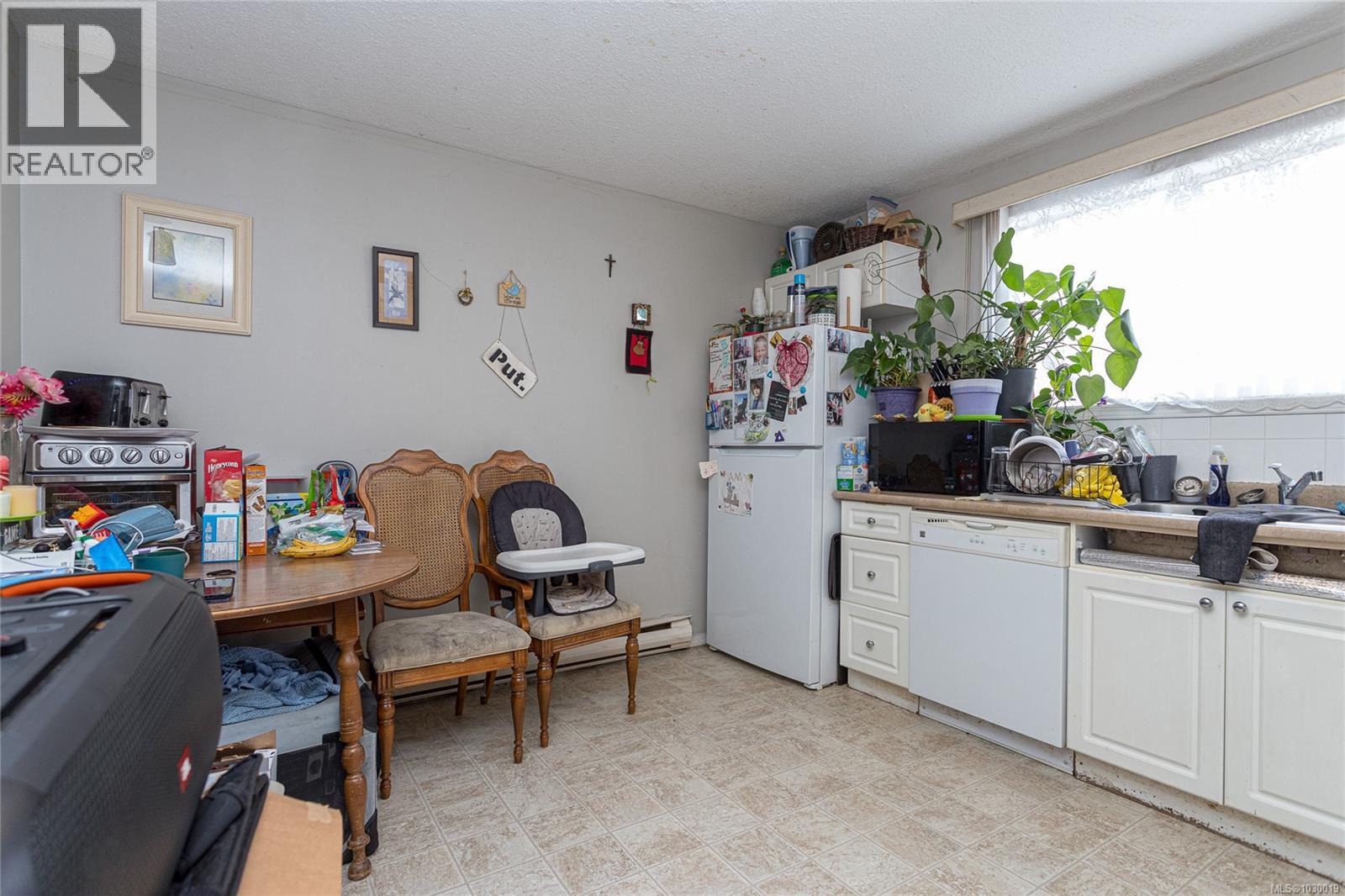 #9 6089 Truesdale St - 5