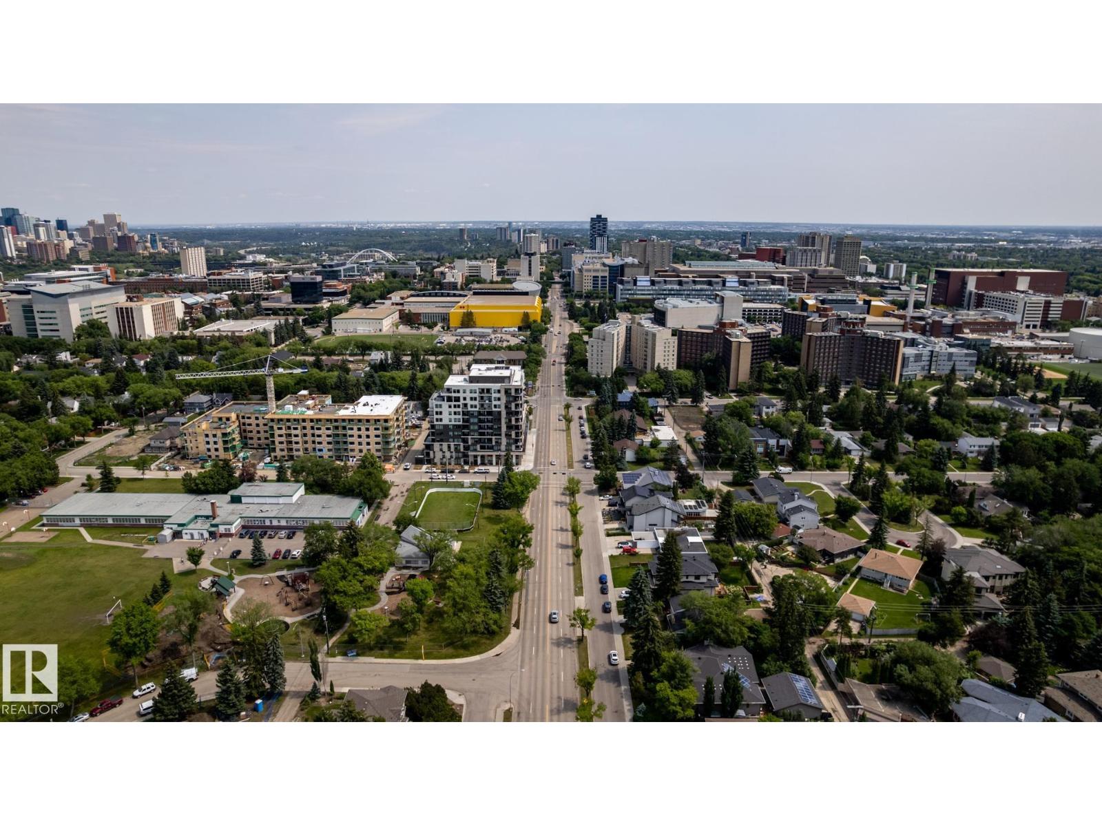 11819 87 AV NW - 12
