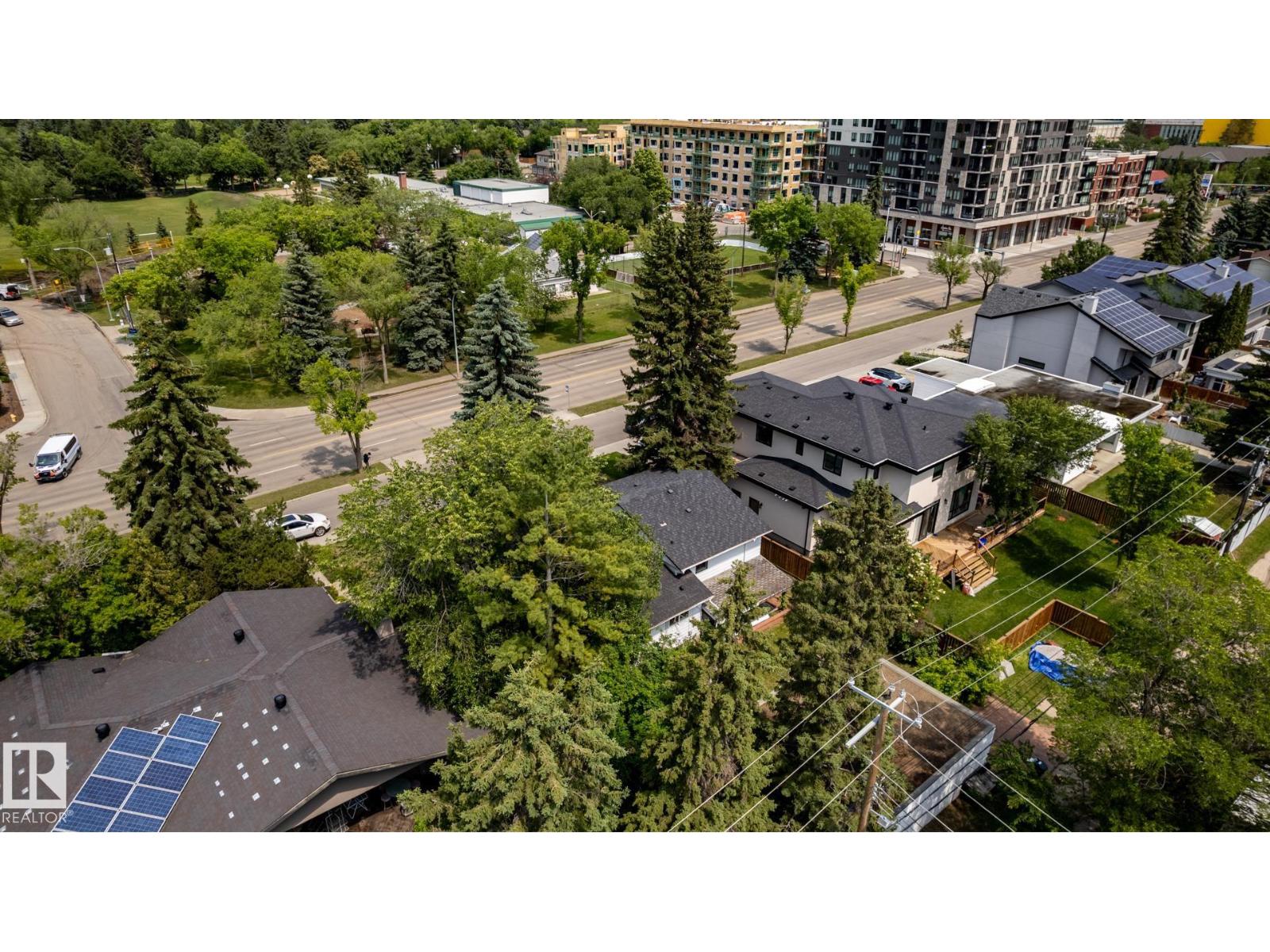 11819 87 AV NW - 15