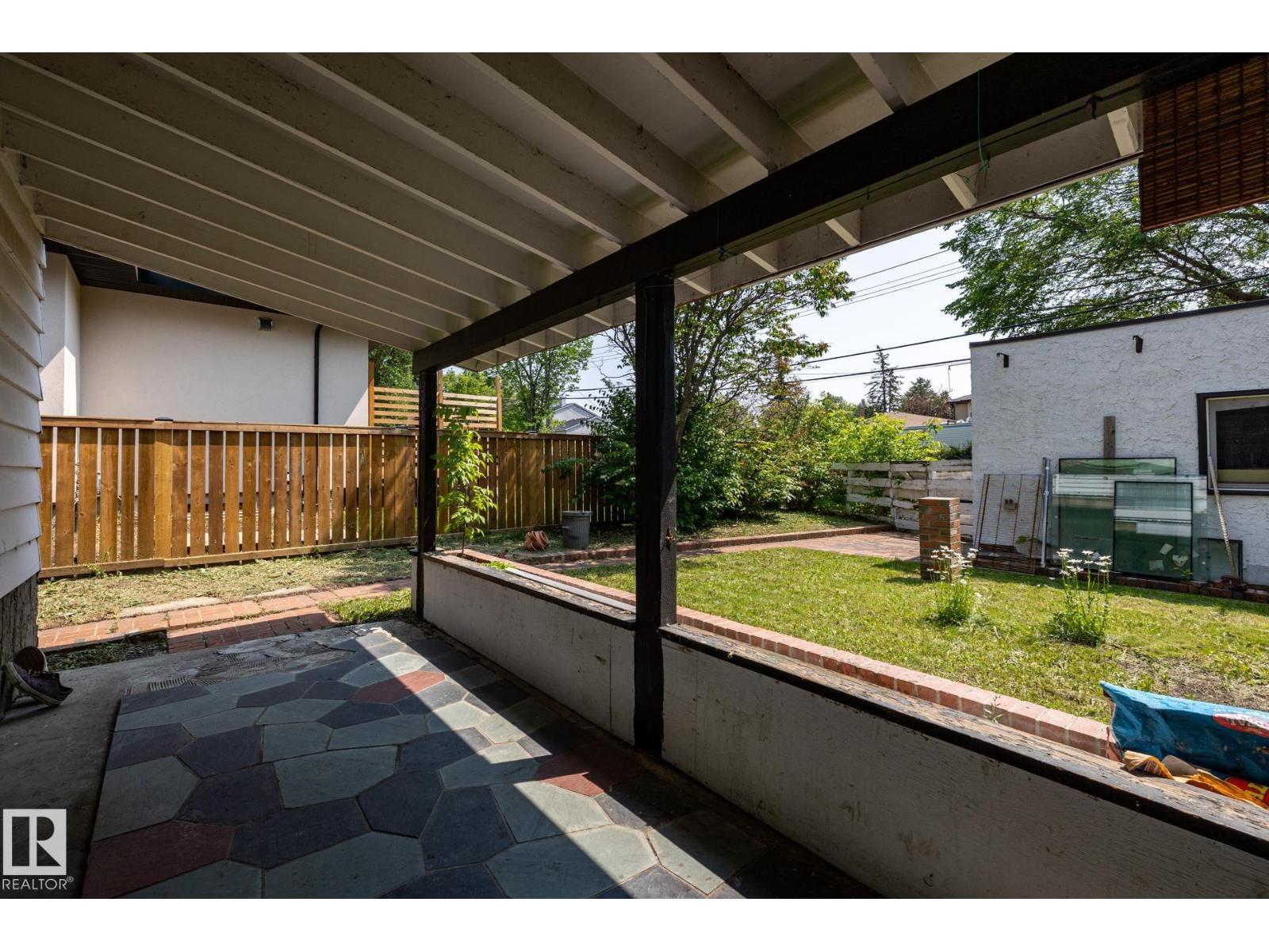 11819 87 AV NW - 27