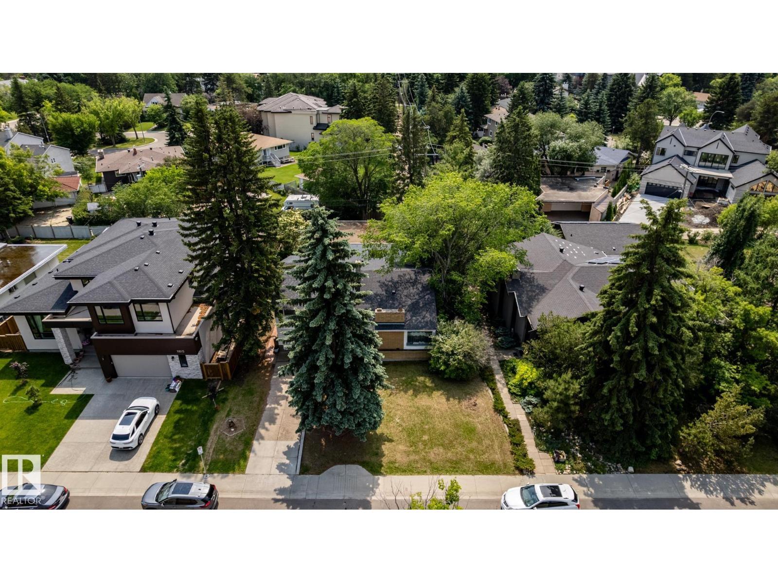 11819 87 AV NW - 5