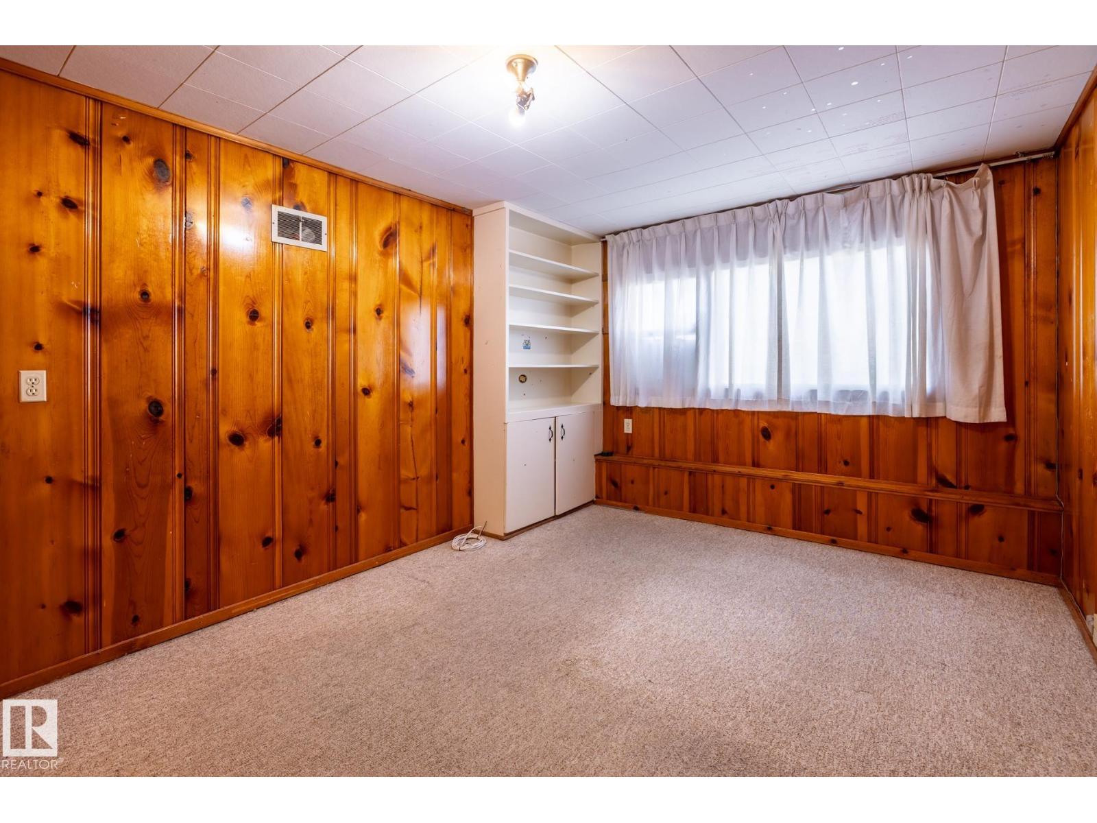 11819 87 AV NW - 55