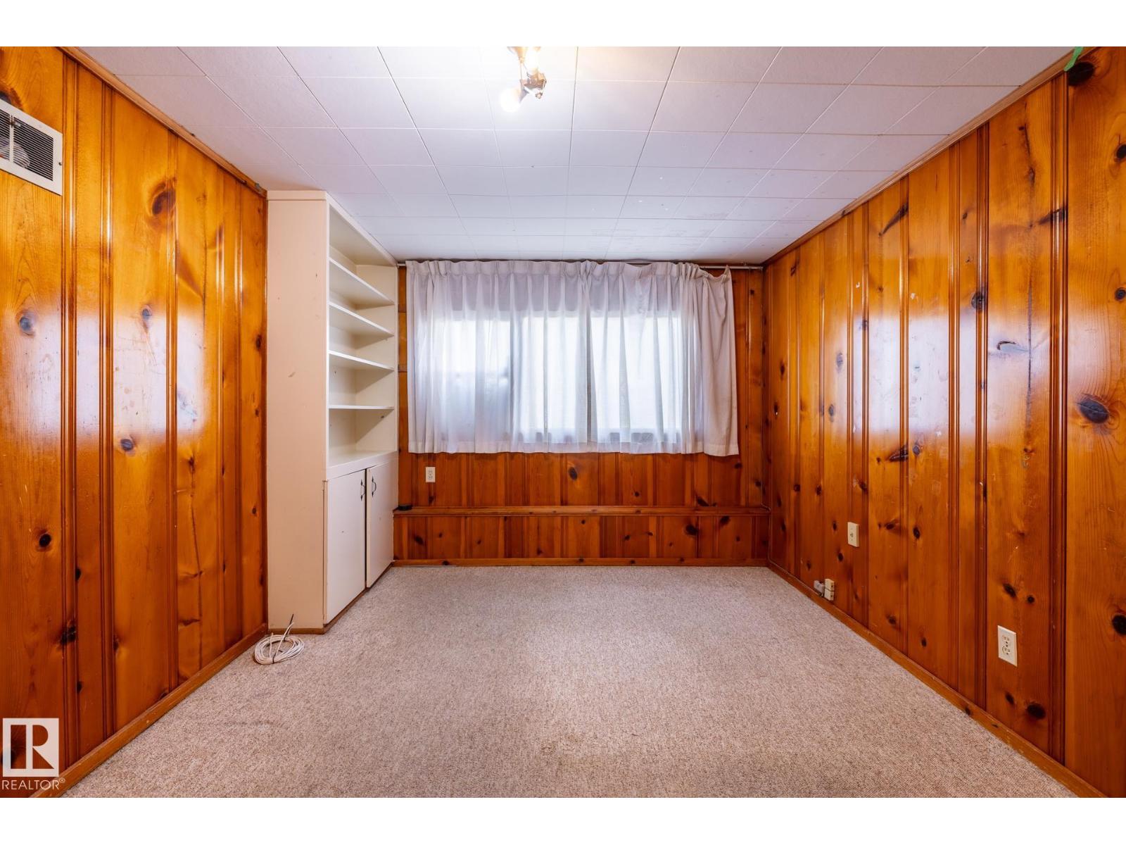 11819 87 AV NW - 56