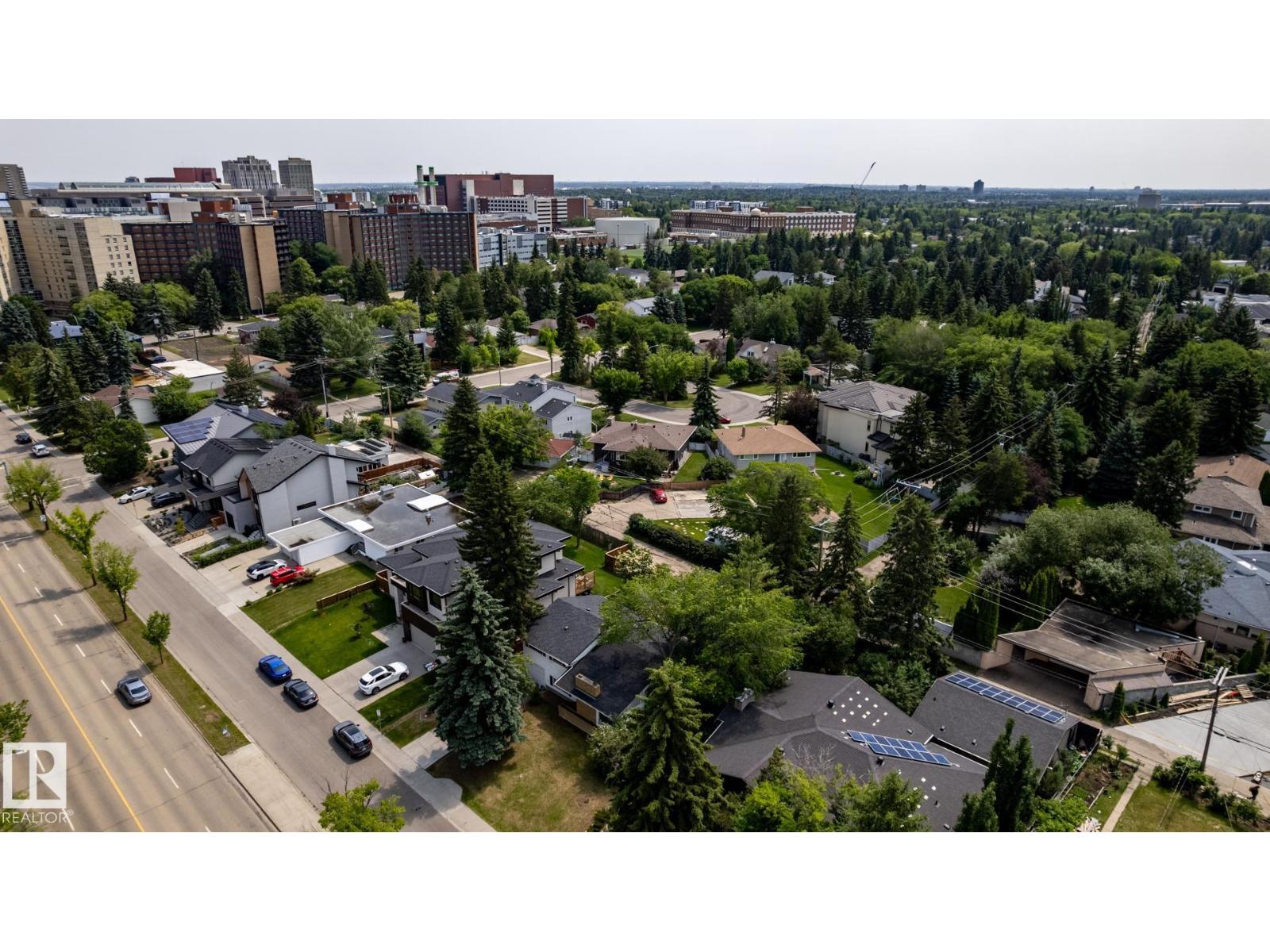11819 87 AV NW - 6